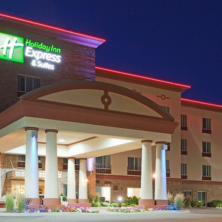 Holiday Inn Express & Suites Wausau By Ihg Weston Esterno foto