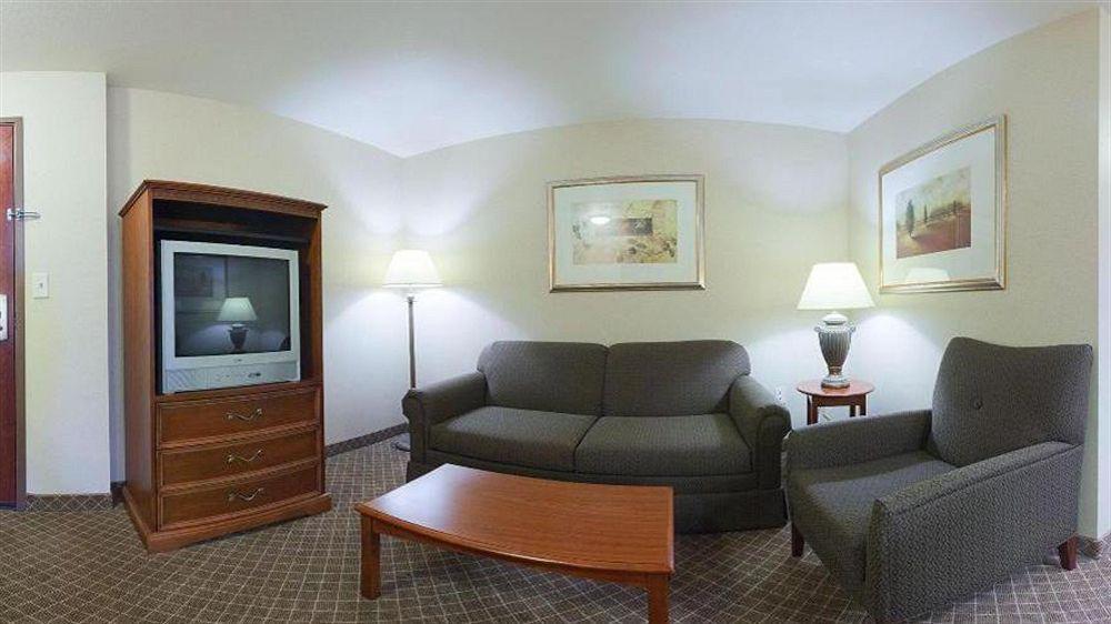 Holiday Inn Express & Suites Wausau By Ihg Weston Esterno foto