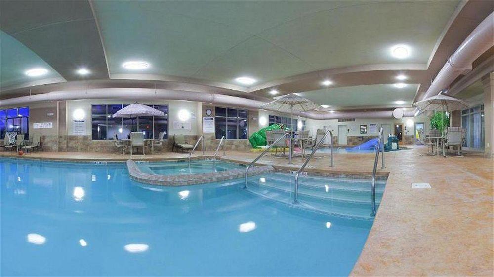 Holiday Inn Express & Suites Wausau By Ihg Weston Esterno foto