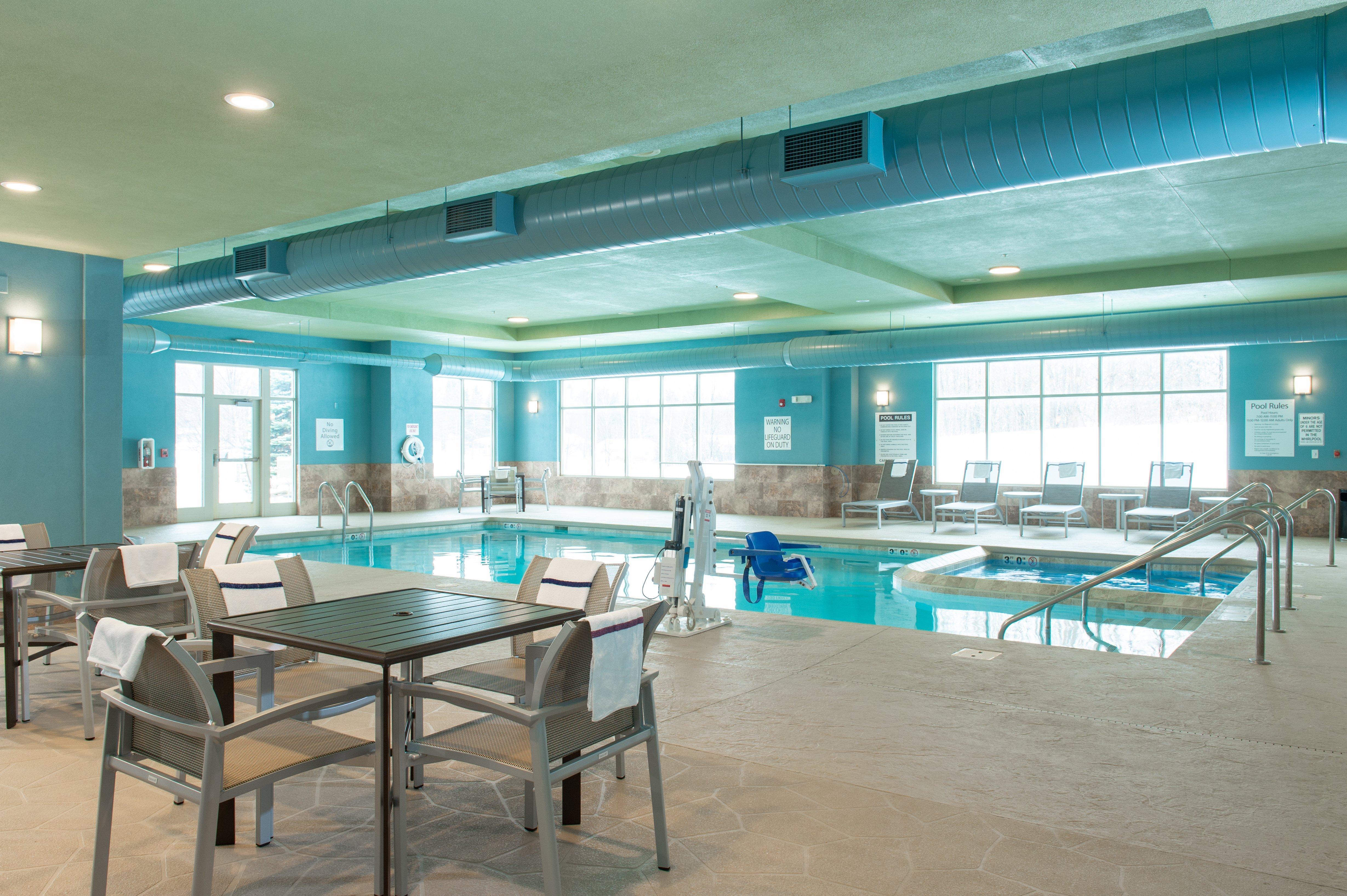 Holiday Inn Express & Suites Wausau By Ihg Weston Esterno foto
