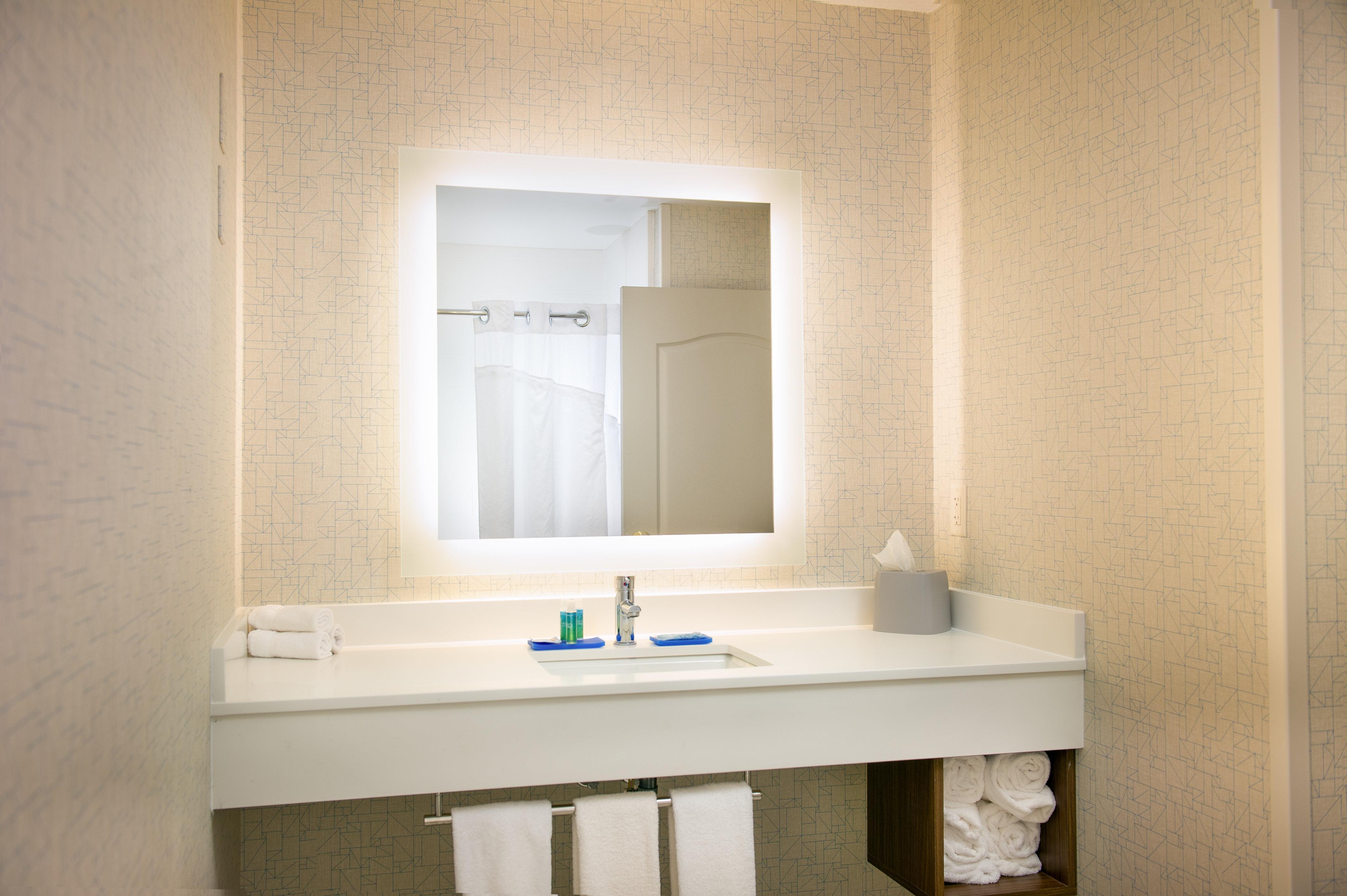 Holiday Inn Express & Suites Wausau By Ihg Weston Esterno foto