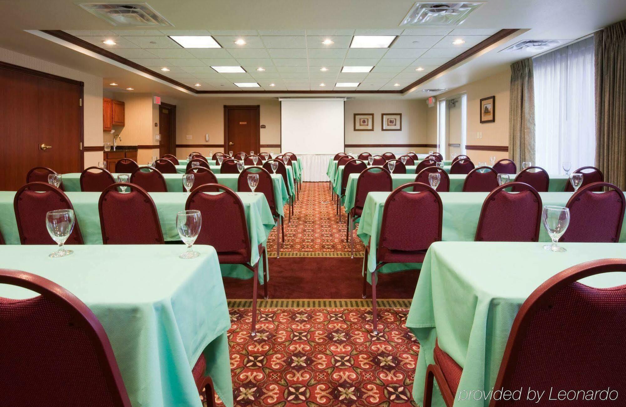 Holiday Inn Express & Suites Wausau By Ihg Weston Esterno foto